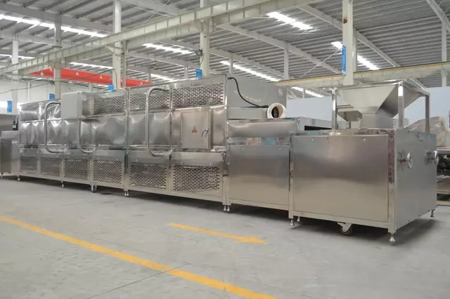 工業(yè)微波干燥設(shè)備的優(yōu)勢(shì)及特點(diǎn)介紹 工業(yè)微波干燥設(shè)備的優(yōu)勢(shì)及特點(diǎn)介紹